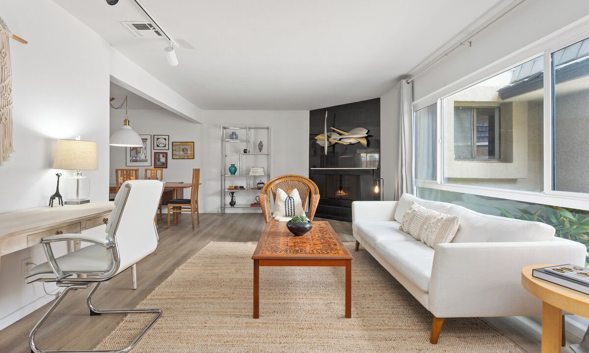 Photo of Livingroom in Solana Beach
