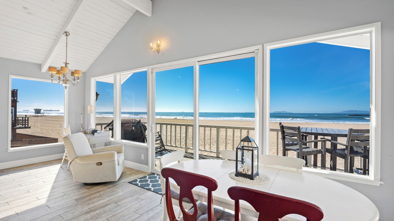 Photo of Bedroom in Silver Strand