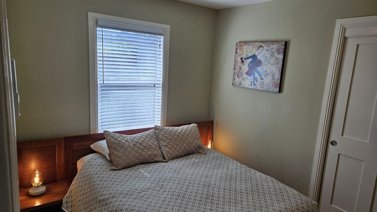 Photo of Bedroom in Boyes Hot Springs