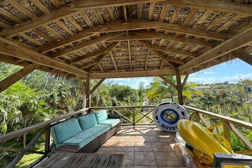 Photo of Outdoor in North Palmetto Point