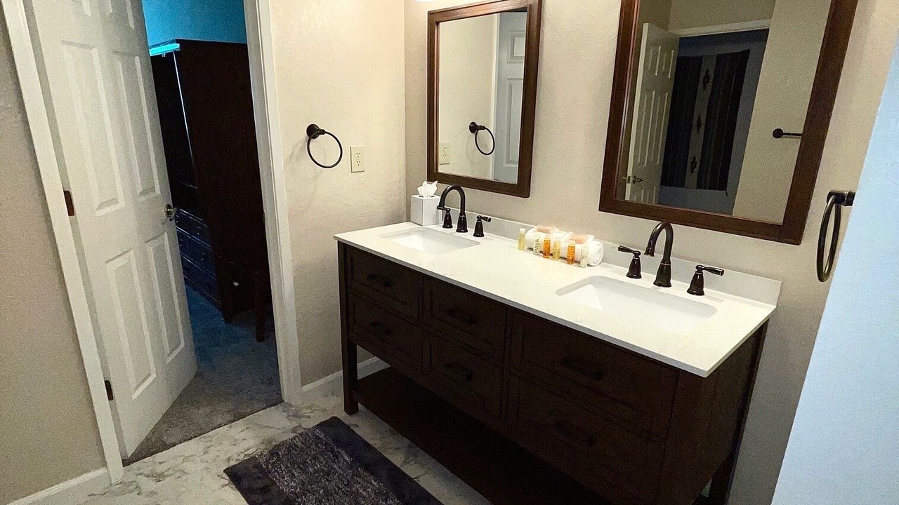 Photo of Bathroom in Lower Kingsbury