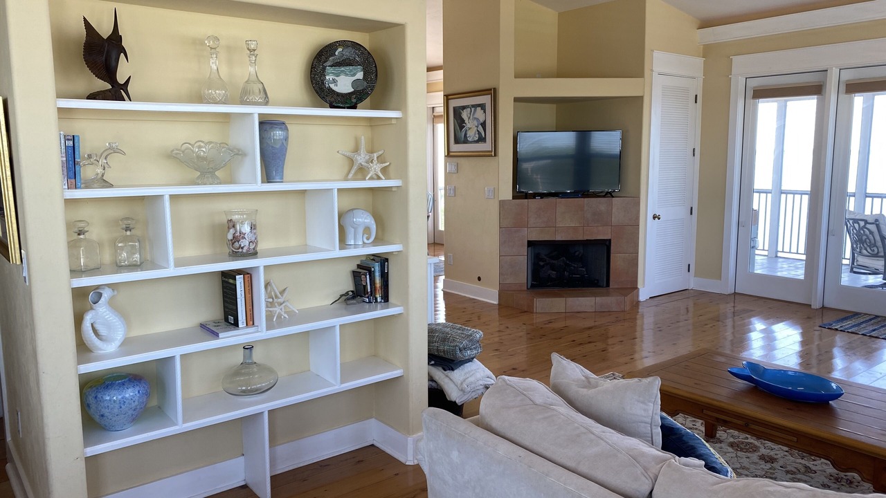 Photo of Livingroom in Panacea