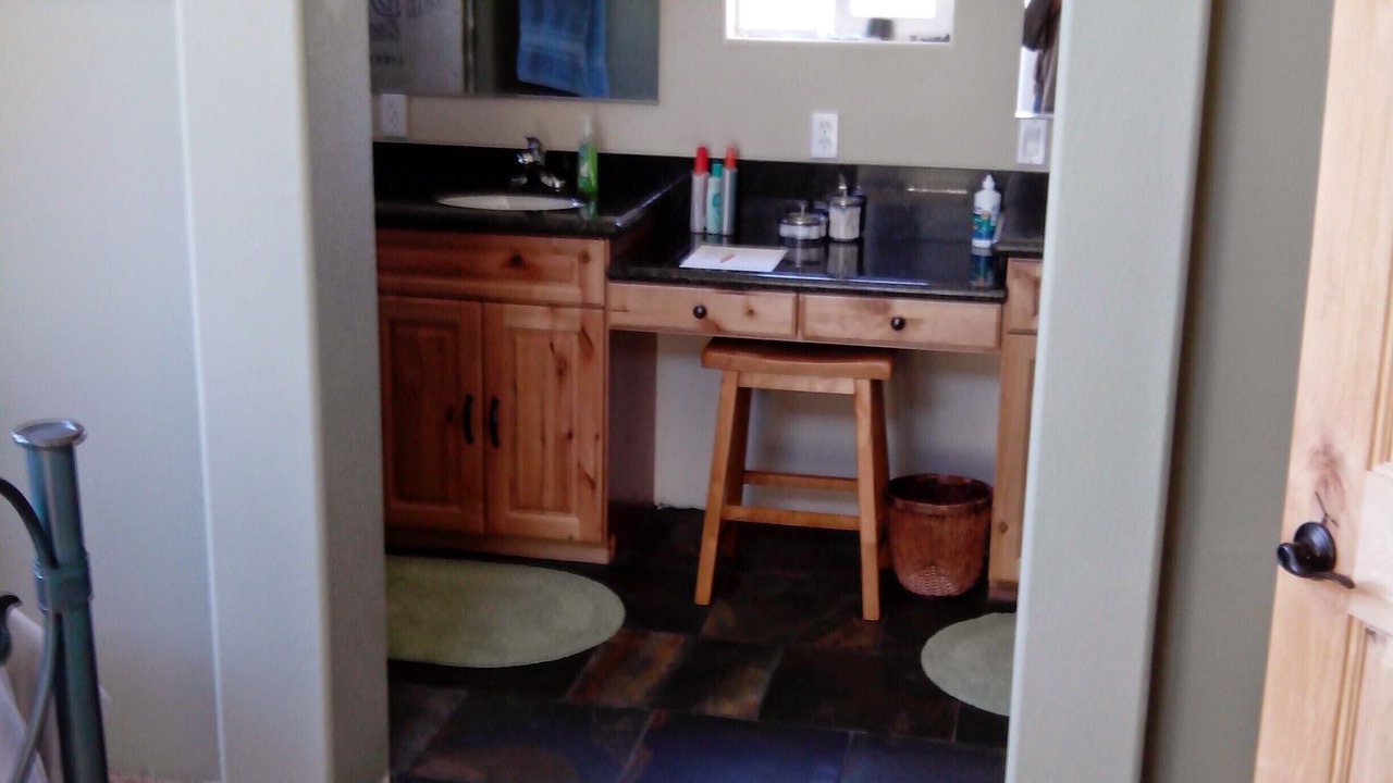 Photo of Bathroom in Pine Mountain Club