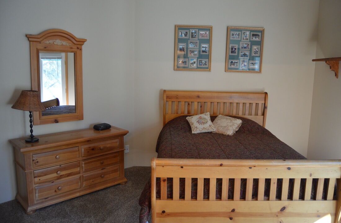 Photo of Bedroom in Pine Mountain Club