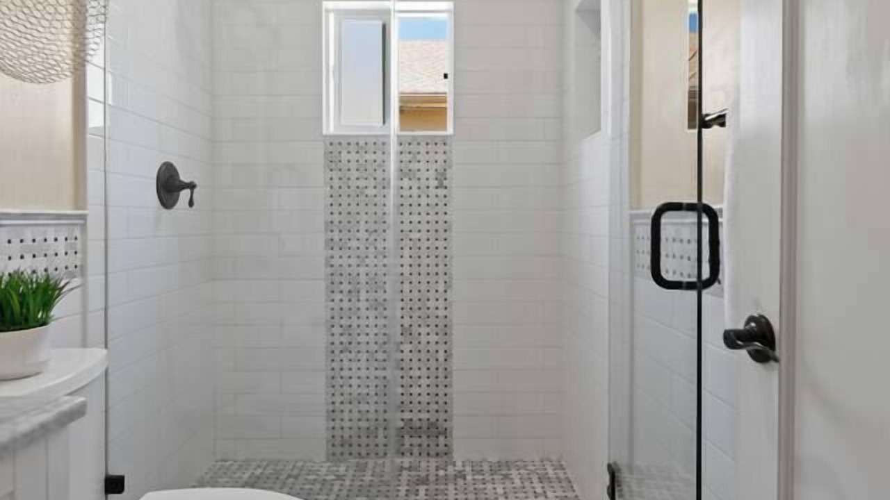 Photo of Bathroom in Midtown Sacramento