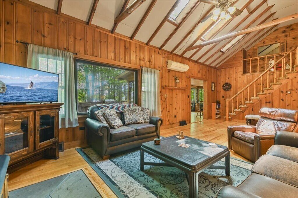 Photo of Livingroom in Sunny Point
