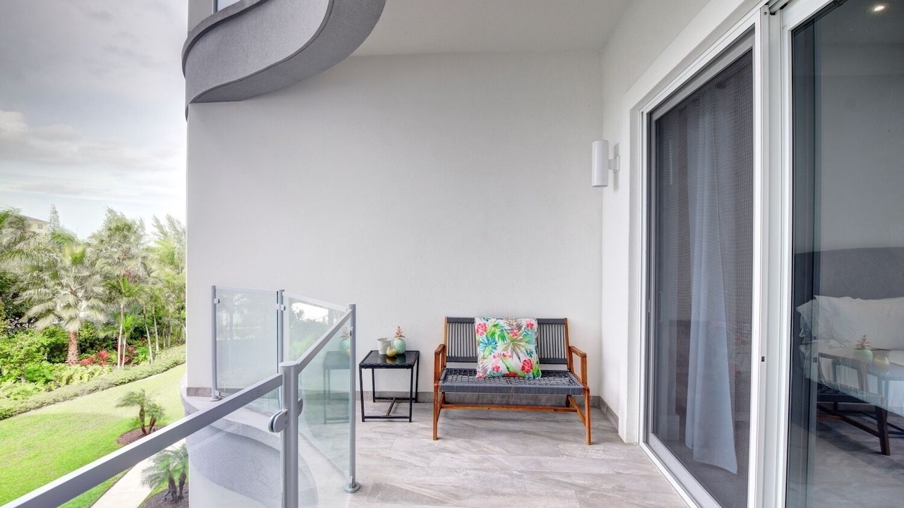 Photo of Patio Balcony in Nassau
