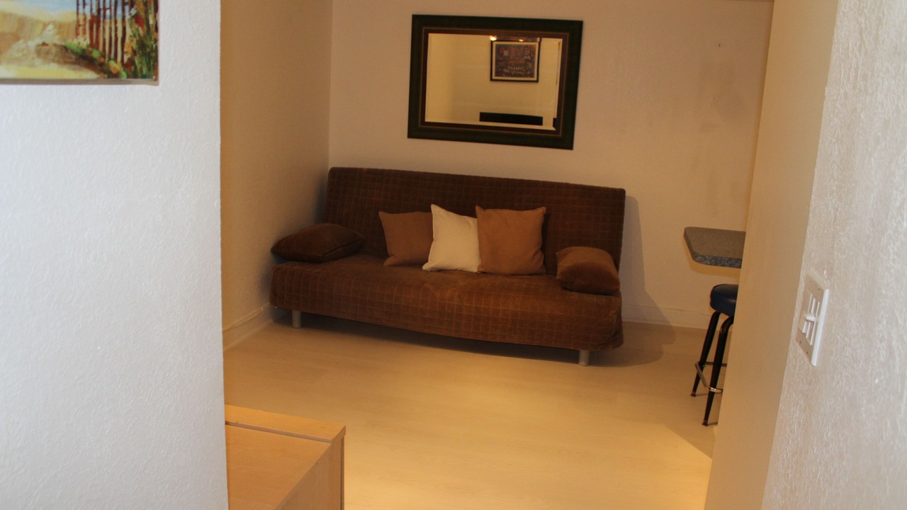 Photo of Livingroom in Galt Mile