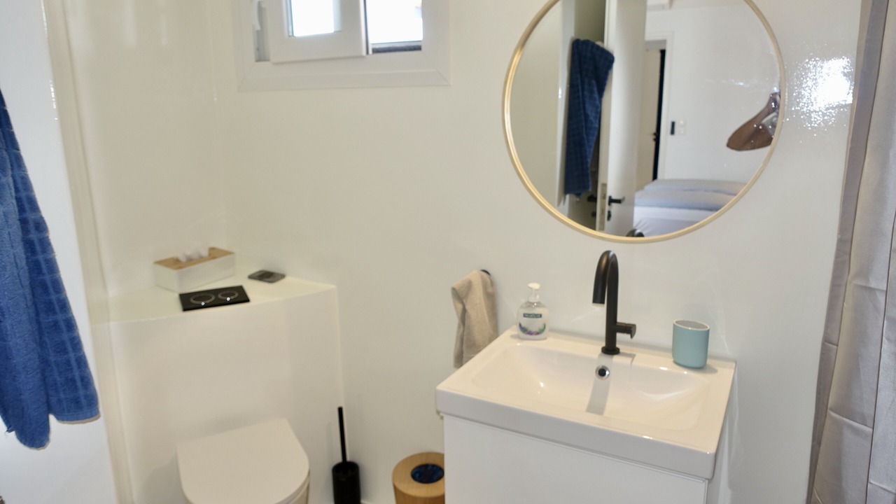 Photo of Bathroom in Naxos