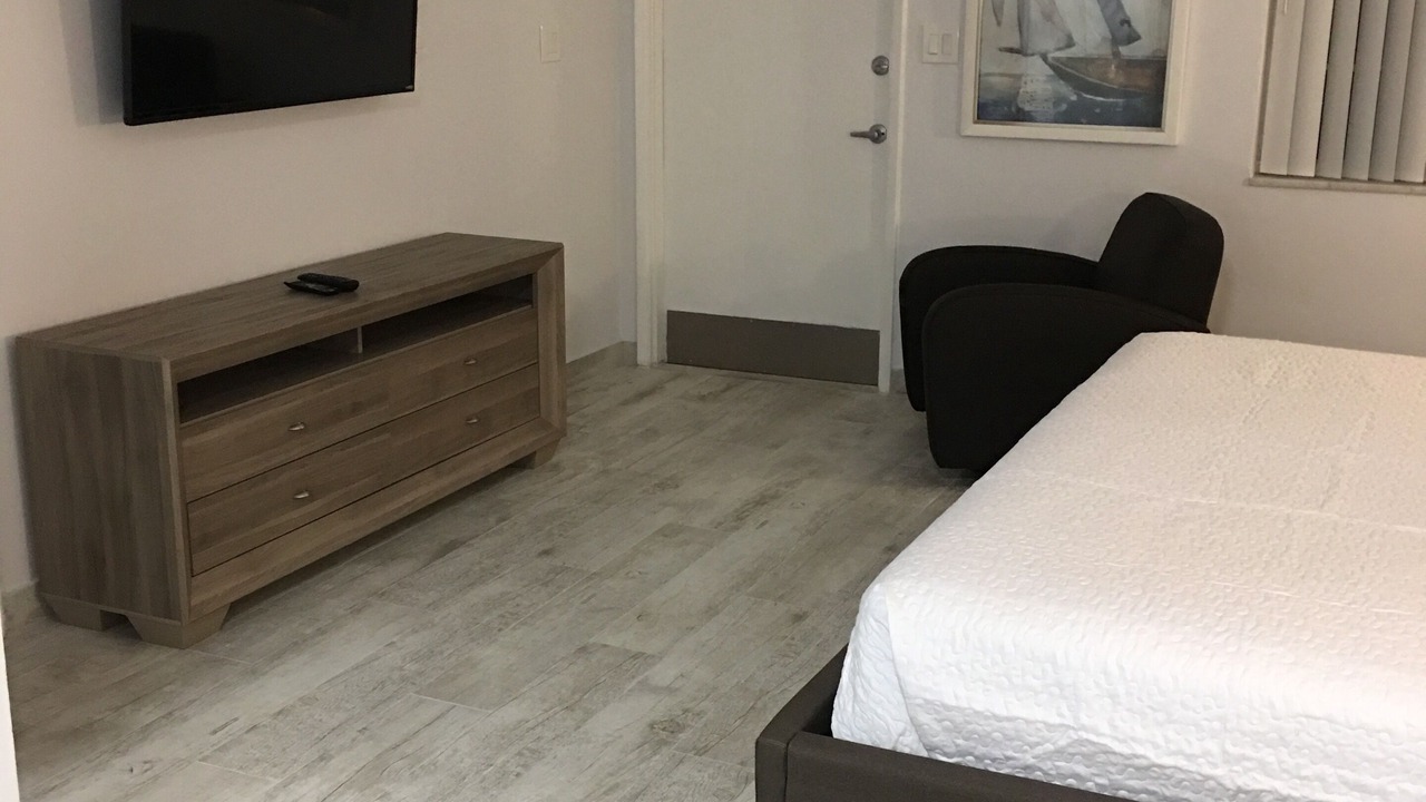 Photo of Bedroom in Deerfield Beach