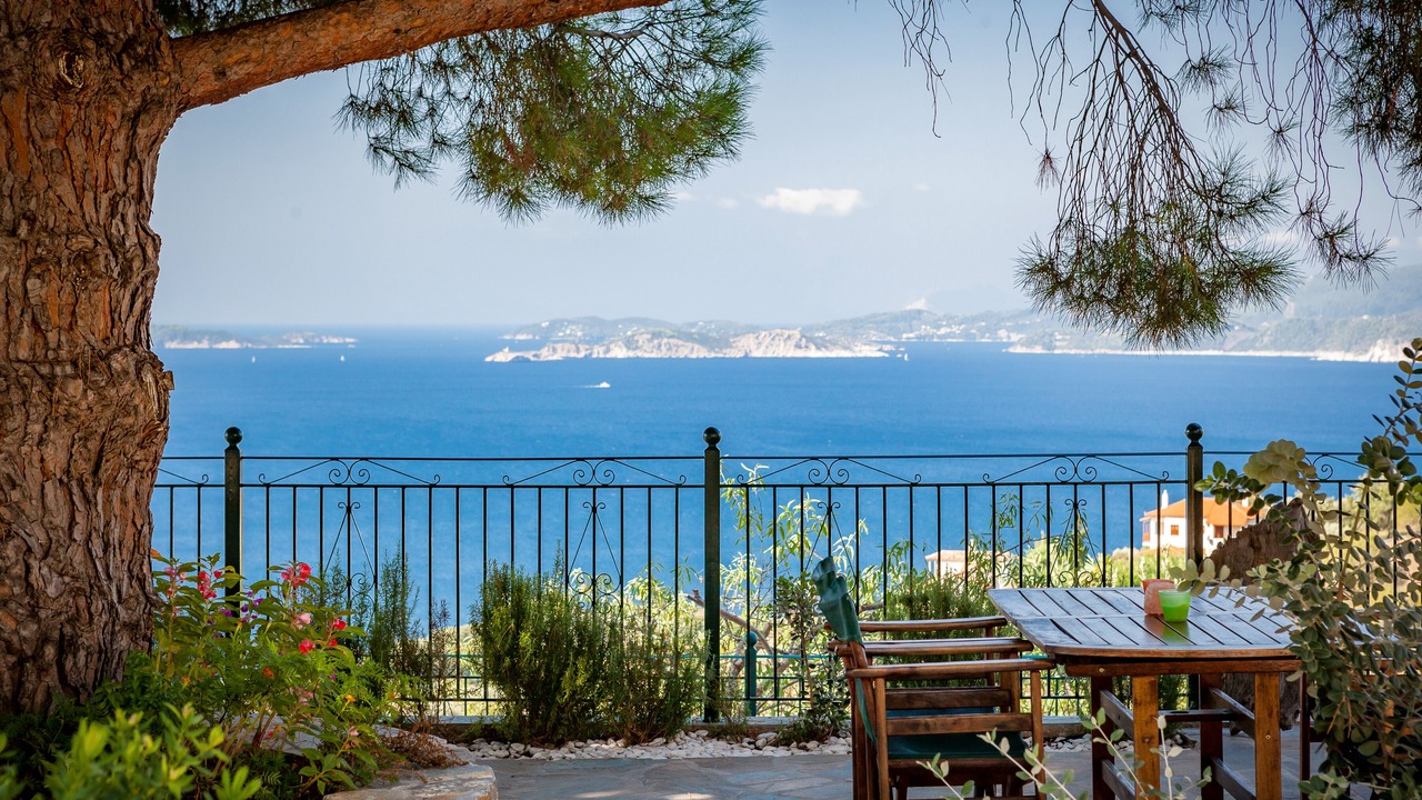 Photo of Outdoor in Glossa
