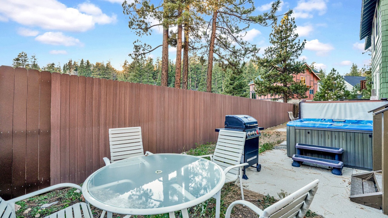 Photo of Outdoor in Fawnskin