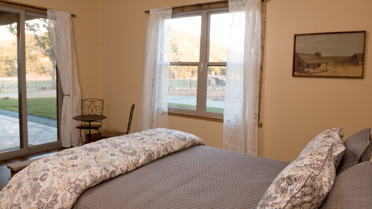 Photo of Bedroom in Angels Camp