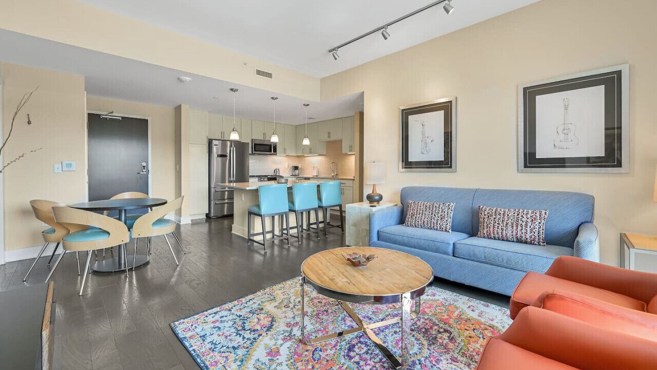 Photo of Livingroom in South French Broad