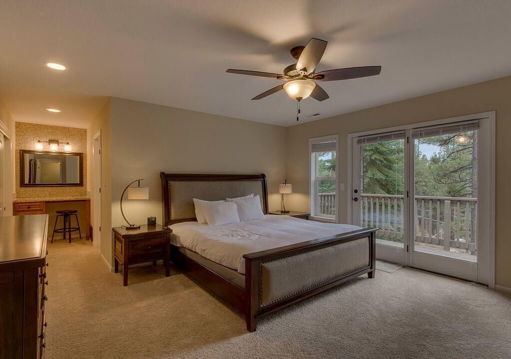 Photo of Bedroom in Country Club Estates