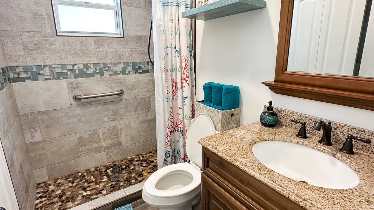 Photo of Bathroom in Spanish Wells