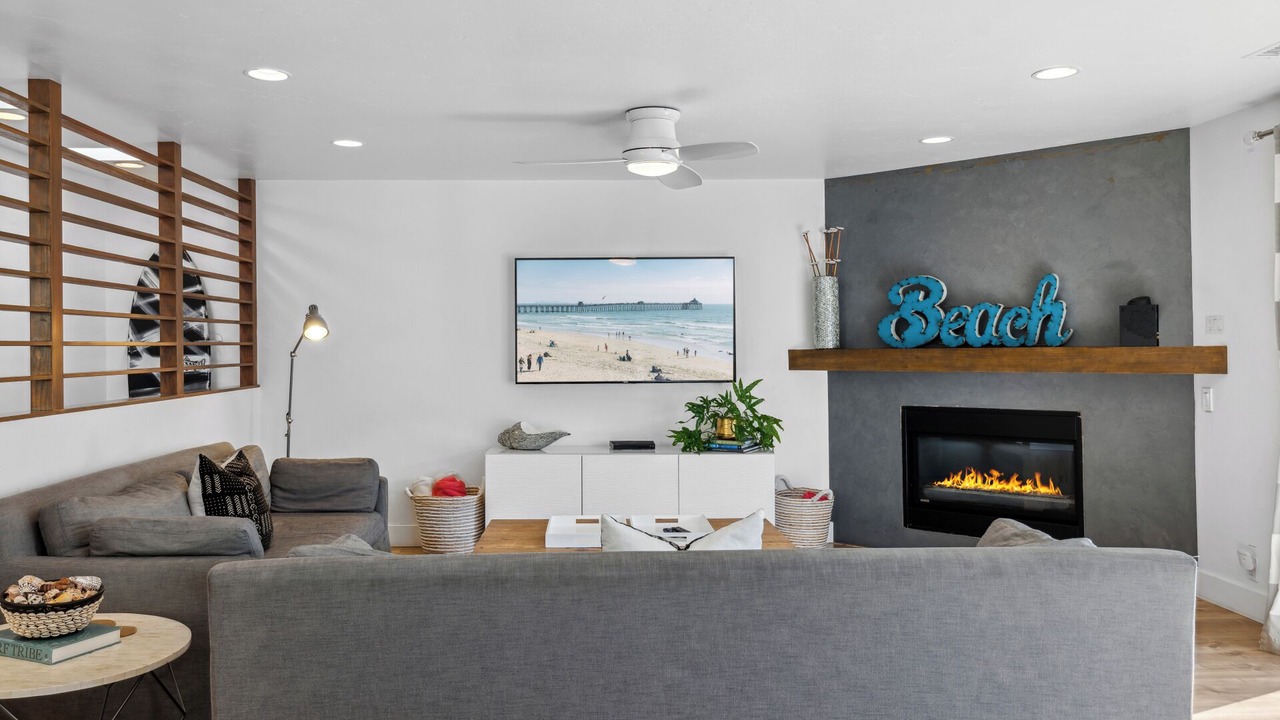 Photo of Livingroom in Santa Ana Heights