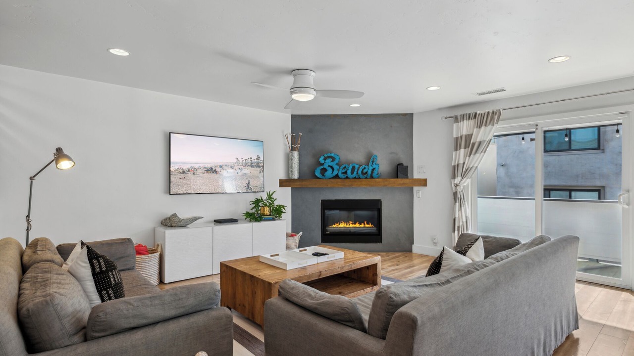 Photo of Livingroom in Santa Ana Heights