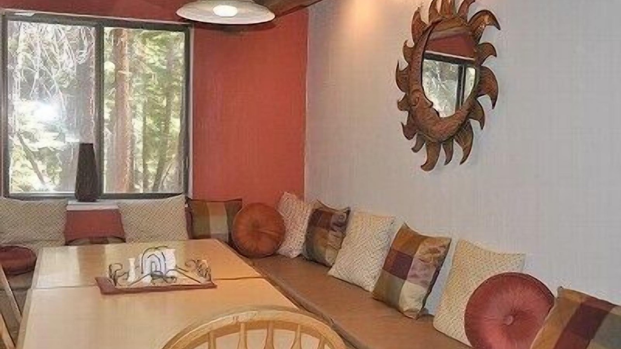 Photo of Livingroom in South Lake Tahoe