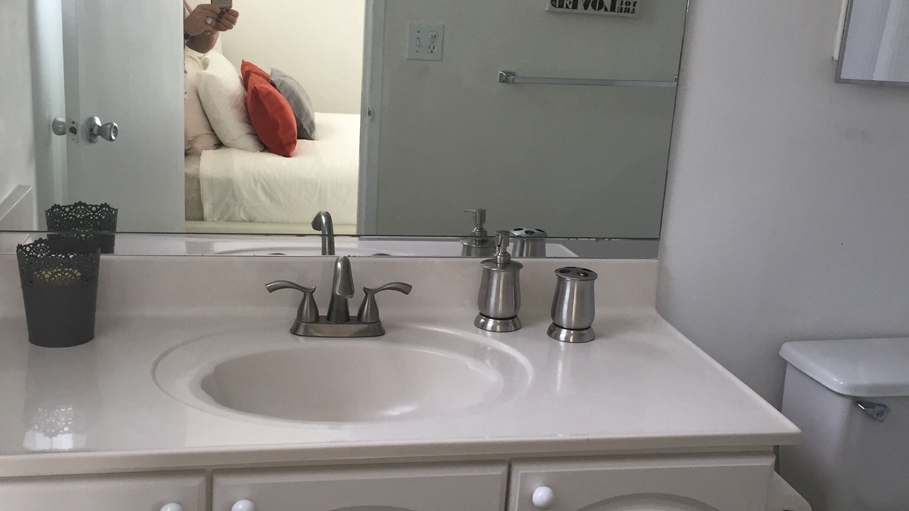Photo of Bedroom in Hollywood South Central Beach
