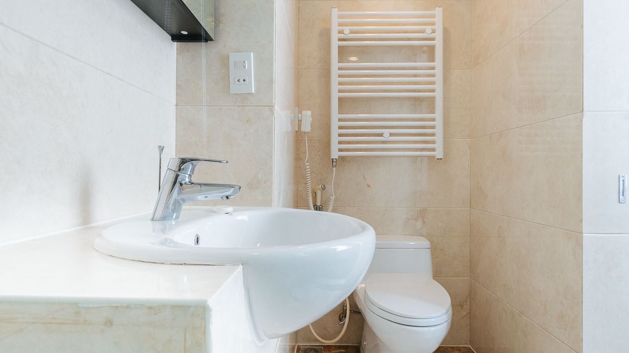 Photo of Bathroom in Old Quarter