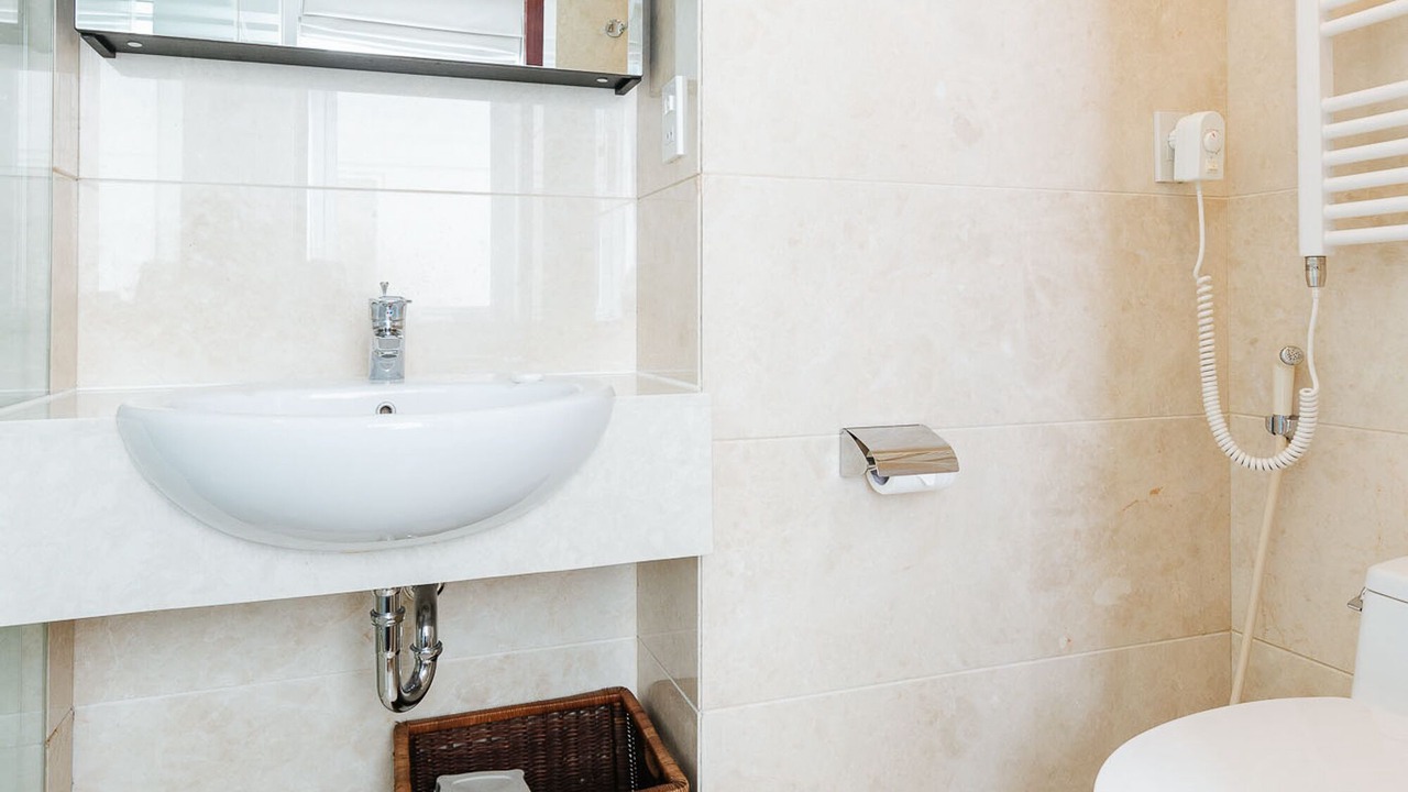 Photo of Bathroom in Old Quarter