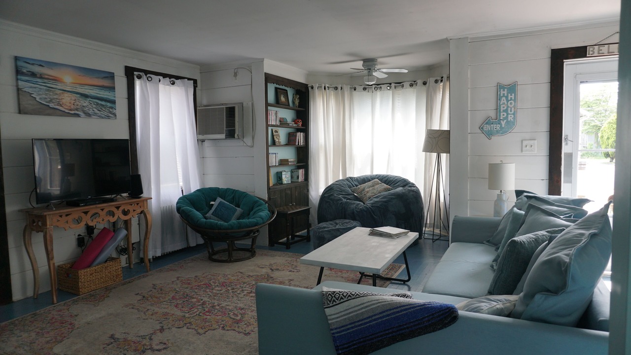 Photo of Livingroom in Wall