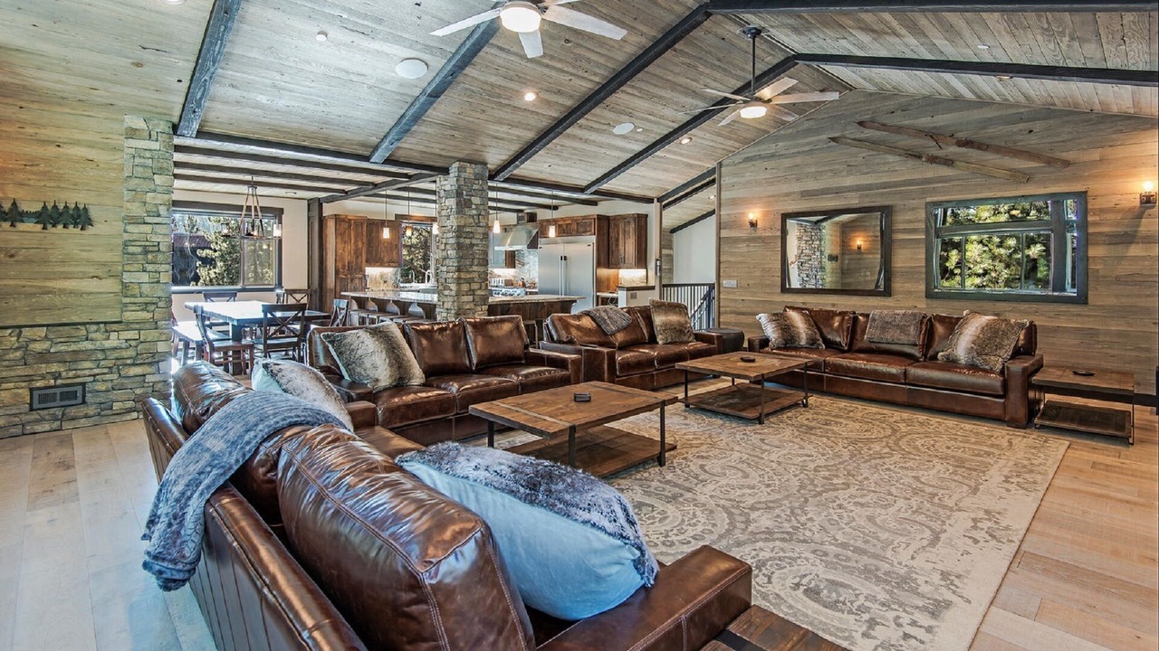 Photo of Livingroom in South Lake Tahoe