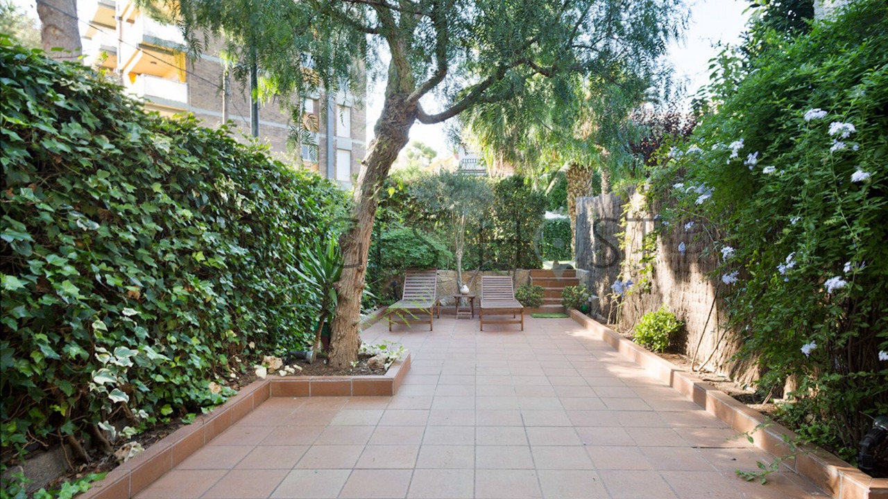 Photo of Patio Balcony in Vallpineda