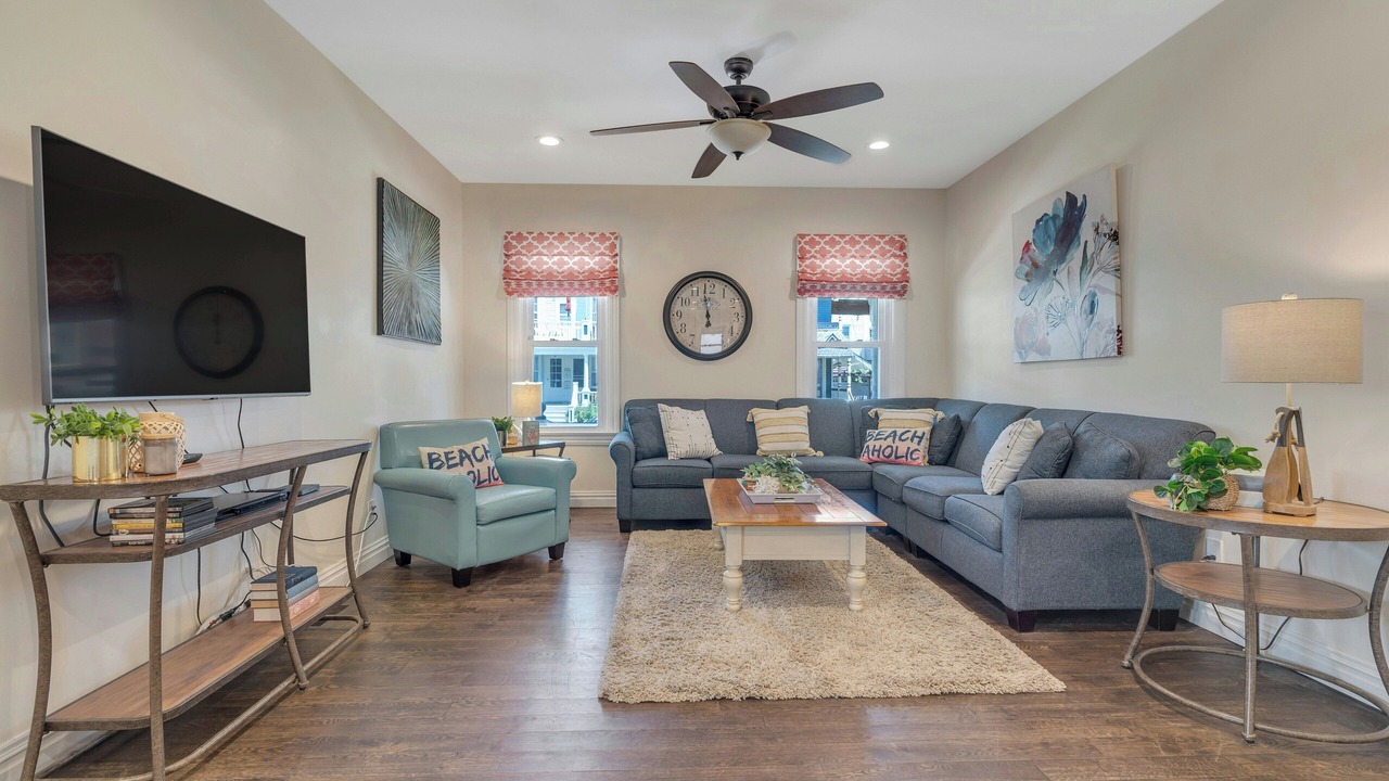 Photo of Livingroom in Ocean Grove