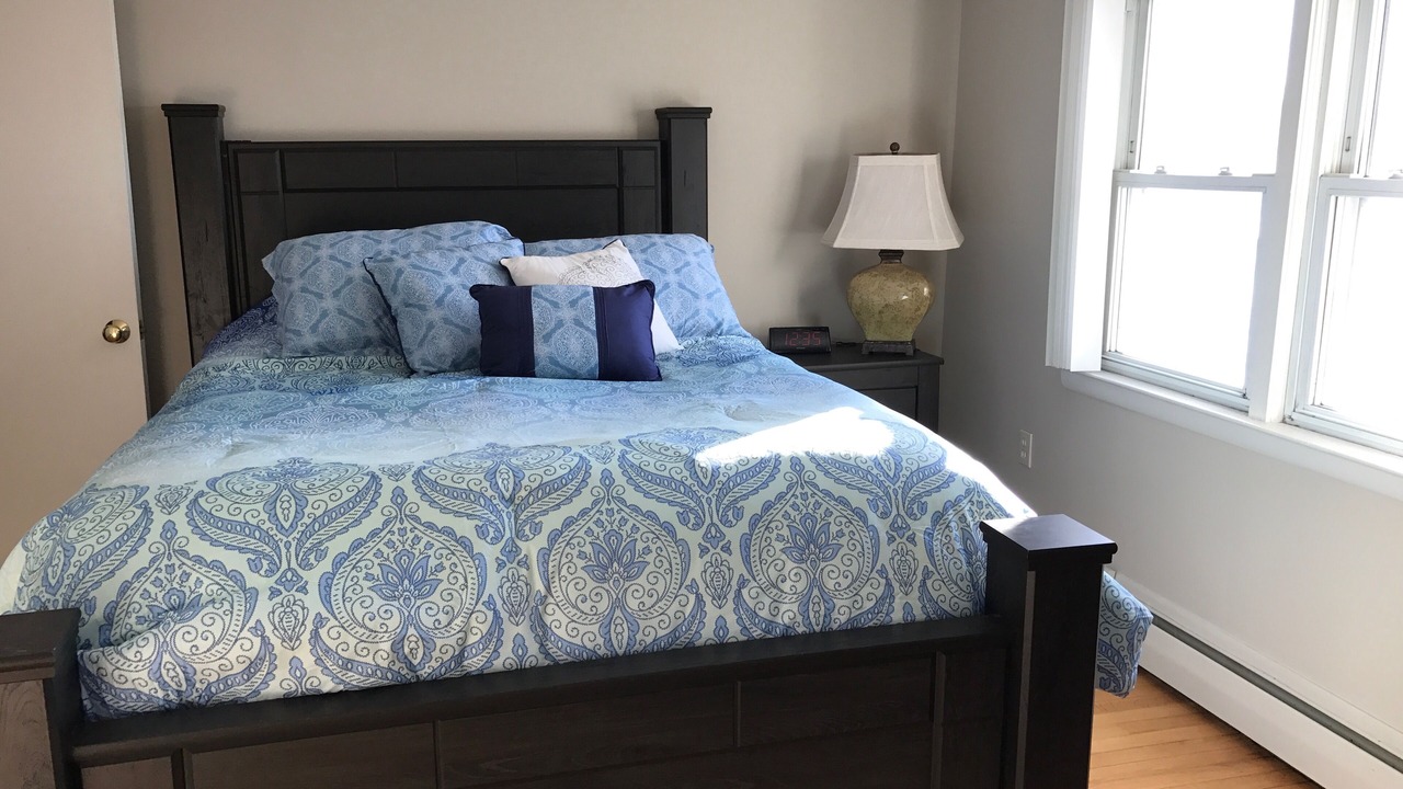 Photo of Bedroom in Melrose Park