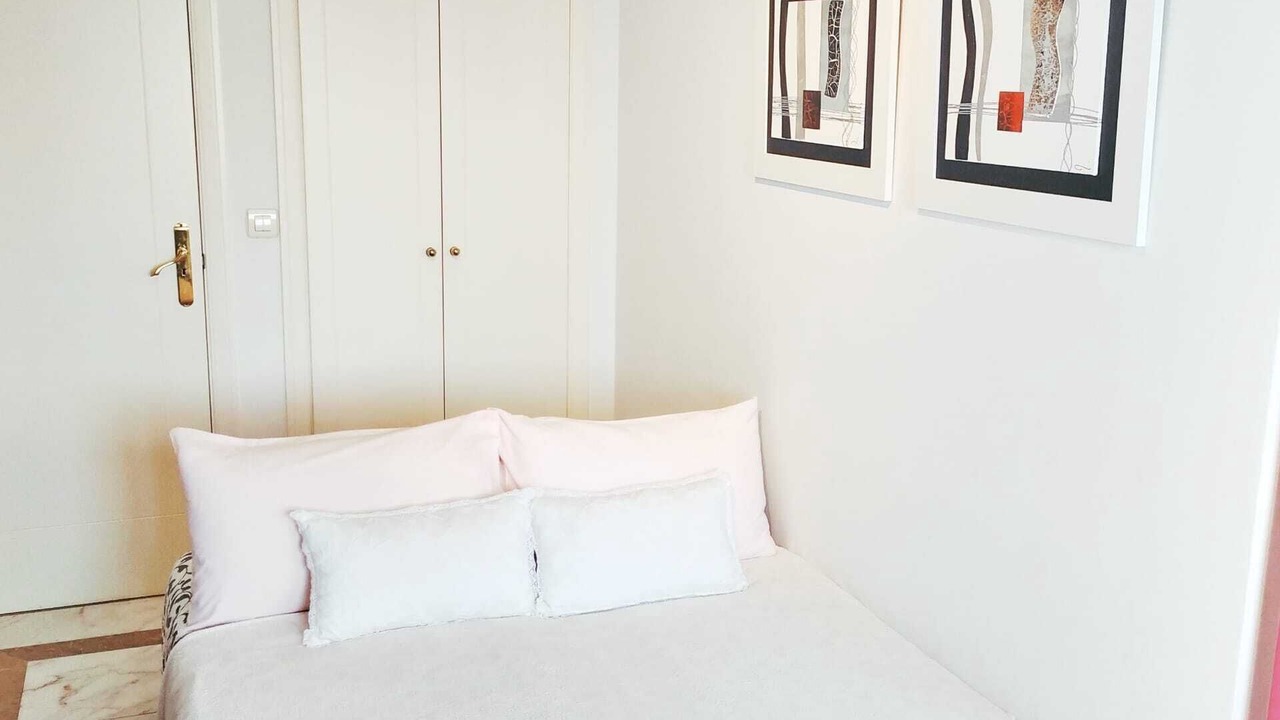 Photo of Bedroom in Lisbon Old Town