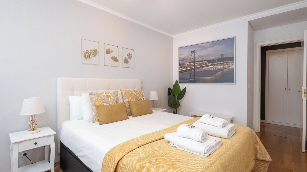 Photo of Bedroom in Lisbon Old Town
