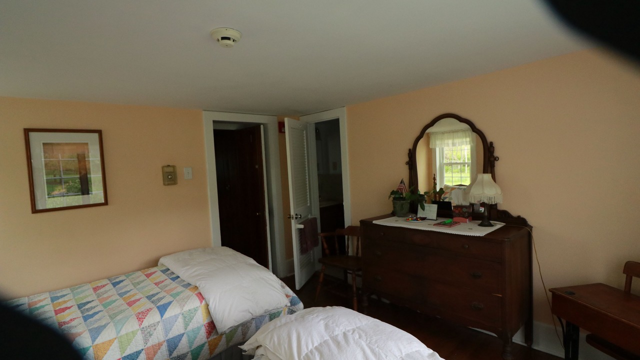 Photo of Bedroom in Mountainville