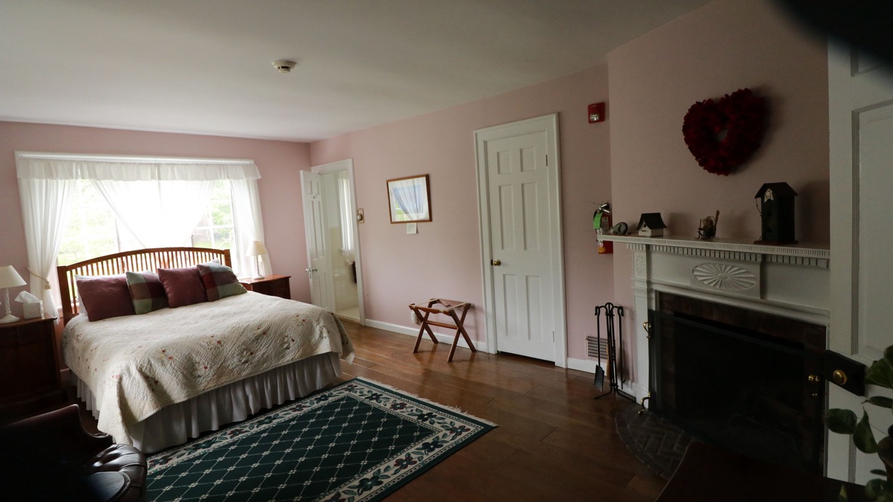 Photo of Livingroom in Mountainville