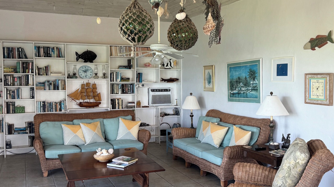 Photo of Livingroom in Gregory Town