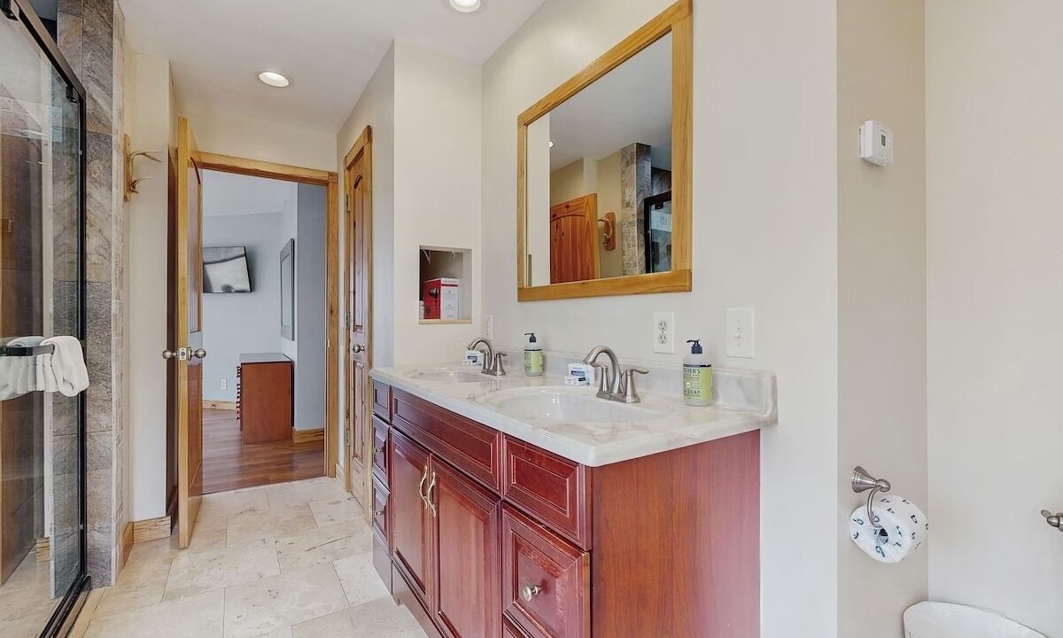 Photo of Bathroom in Bristol Hills