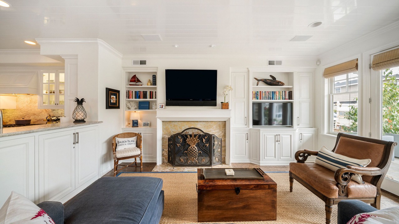 Photo of Livingroom in Newport Beach
