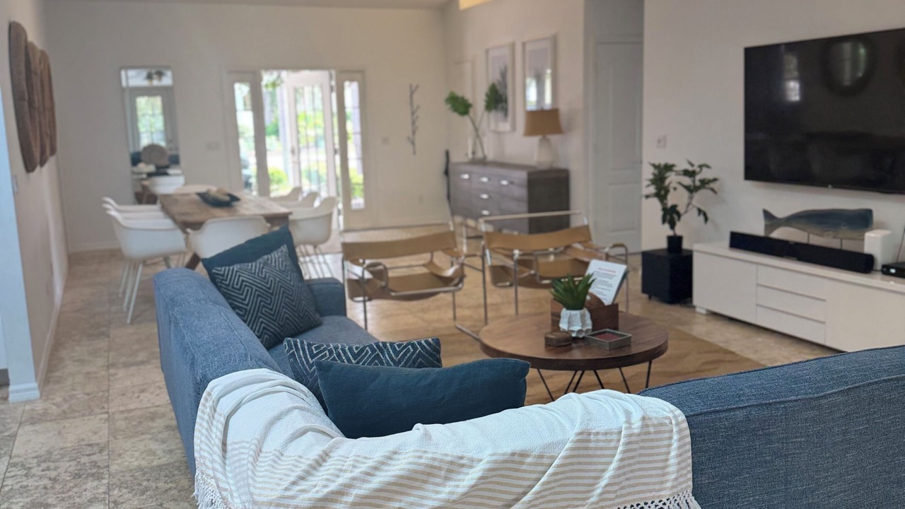 Photo of Livingroom in Old Naples