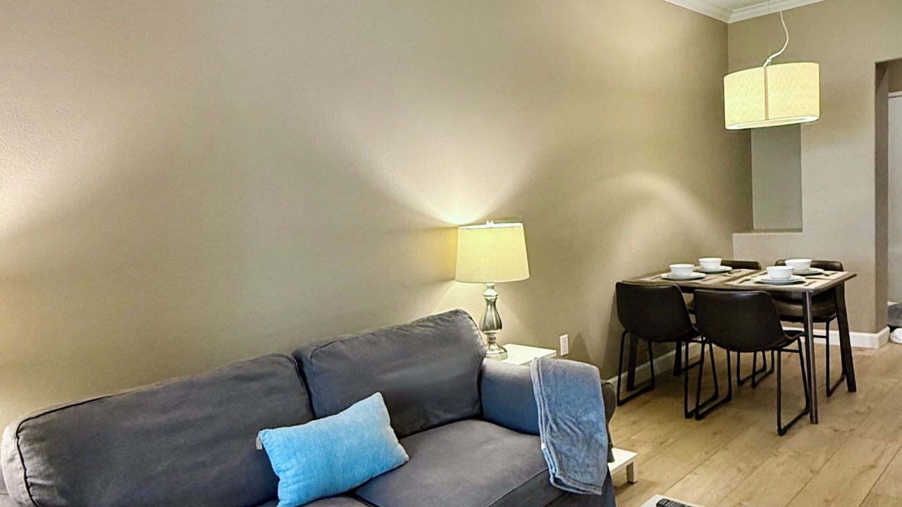 Photo of Livingroom in Airport Area