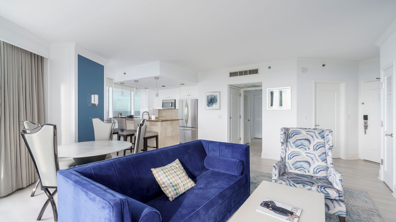 Photo of Livingroom in Mid Beach
