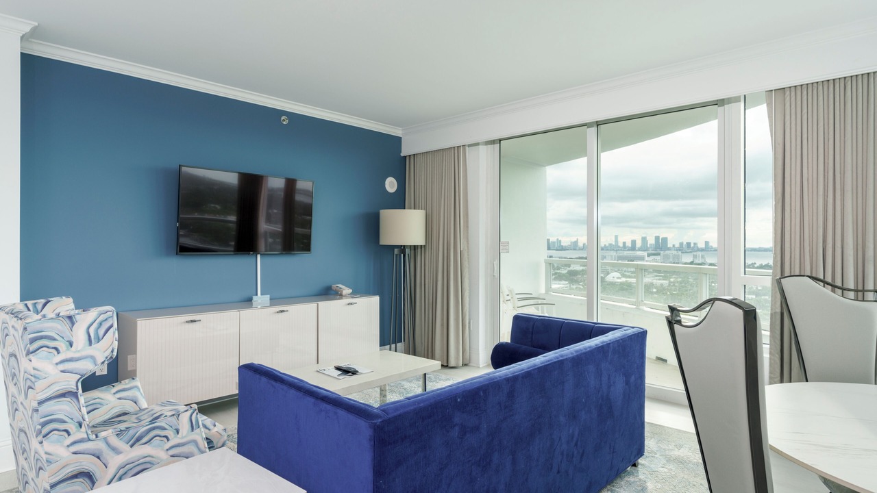 Photo of Livingroom in Mid Beach