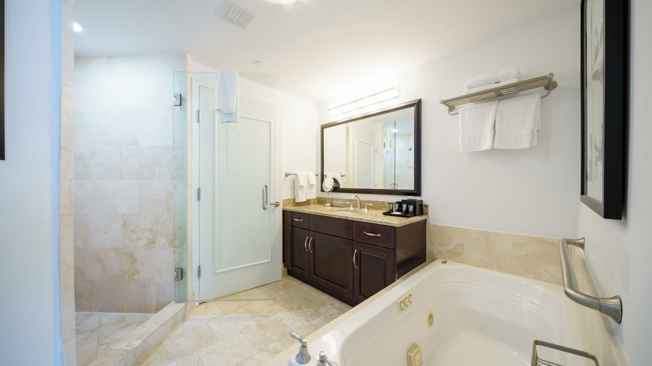 Photo of Bathroom in Mid Beach