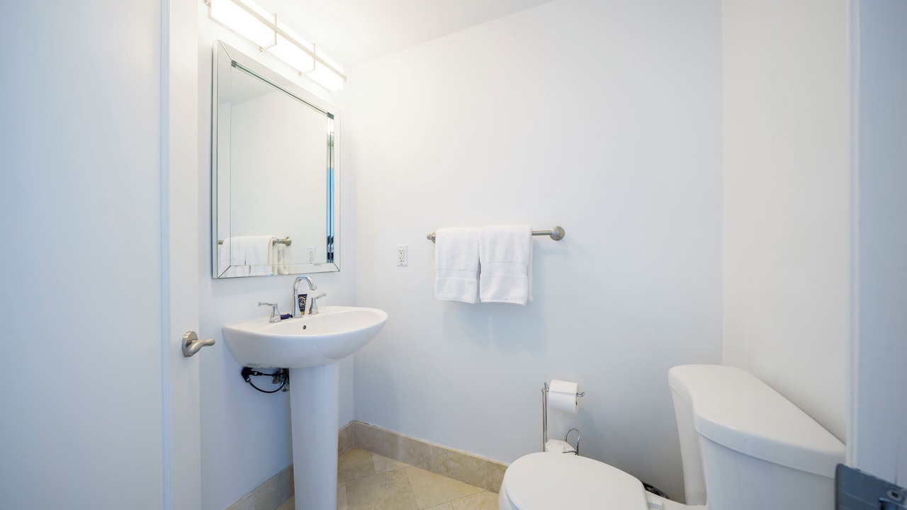 Photo of Bathroom in Mid Beach