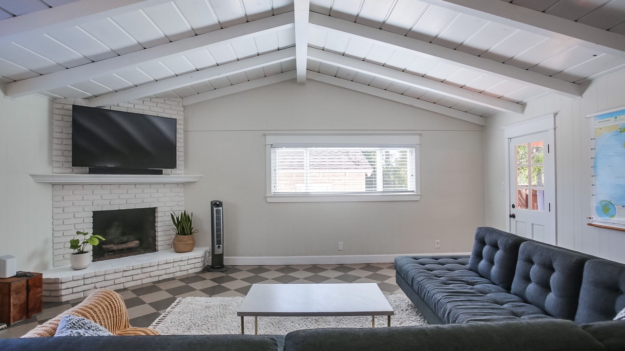 Photo of Livingroom in South Oceanside