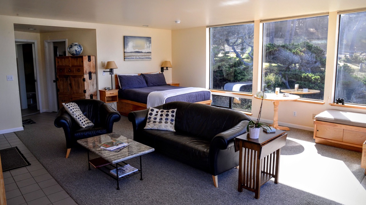 Photo of Livingroom in Little River