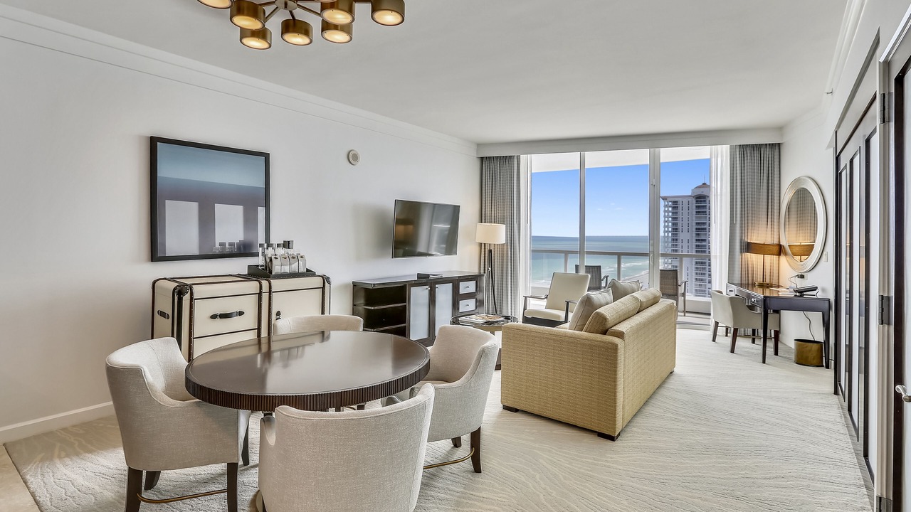 Photo of Livingroom in Mid Beach