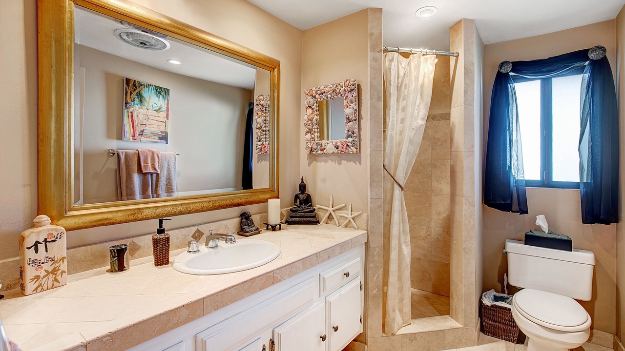 Photo of Bathroom in Western Malibu