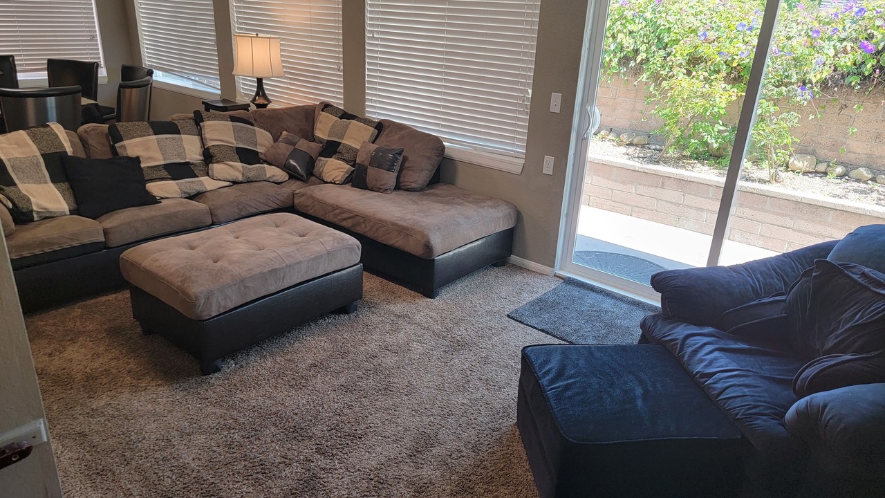 Photo of Livingroom in Serra Mesa