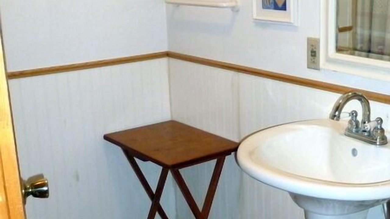 Photo of Bathroom in Loveladies